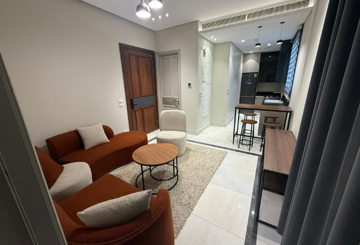 Photo 1 of 8 — Hotel Services | JW Marriott | Master Suite