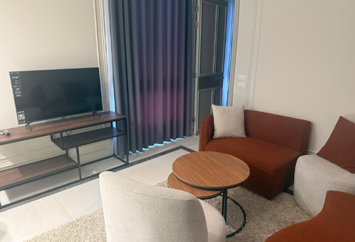 Photo 2 of 8 — Hotel Services | JW Marriott | Master Suite