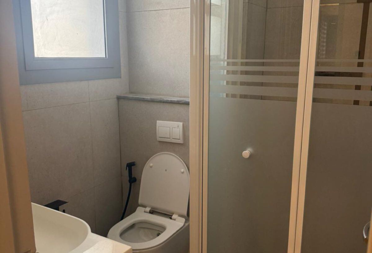 Photo 8 of 8 — Hotel Services | JW Marriott | Master Suite