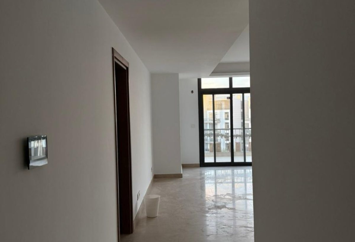 Photo 3 of 8 — Smart Home | Garden View | Prime Location
