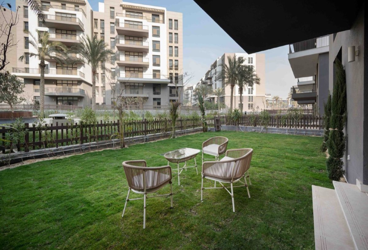 Photo 6 of 8 — Private Garden | Luxury Furnished | CFC Aura