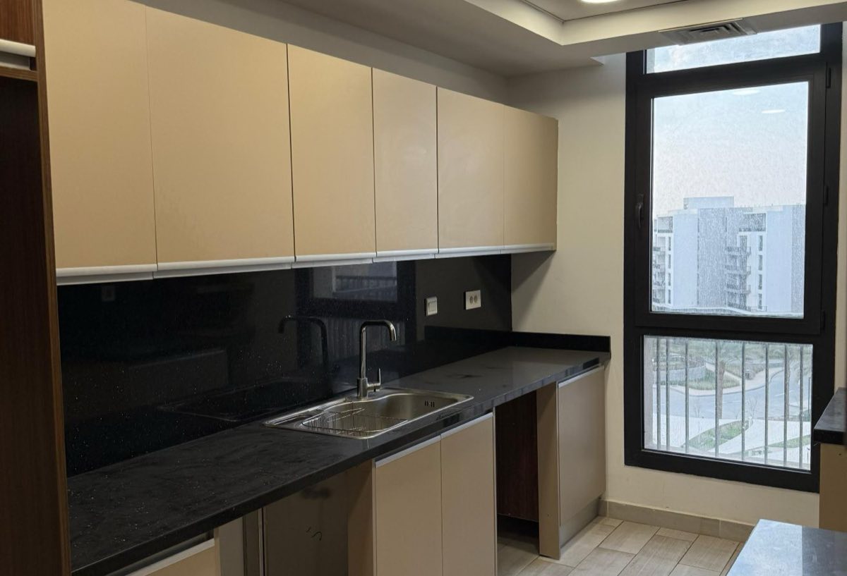 Photo 3 of 8 — Fully Finished | 3BR + Maid | Aura CFC