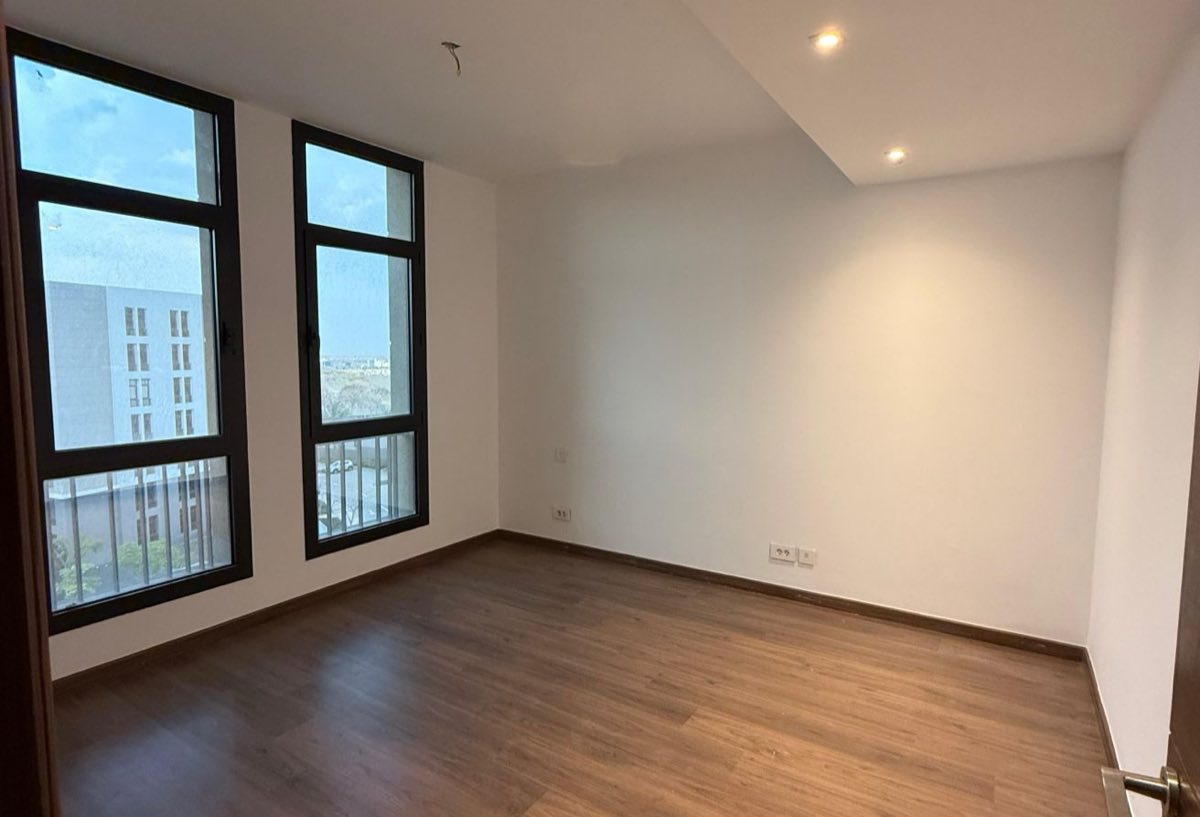Photo 7 of 8 — Fully Finished | 3BR + Maid | Aura CFC