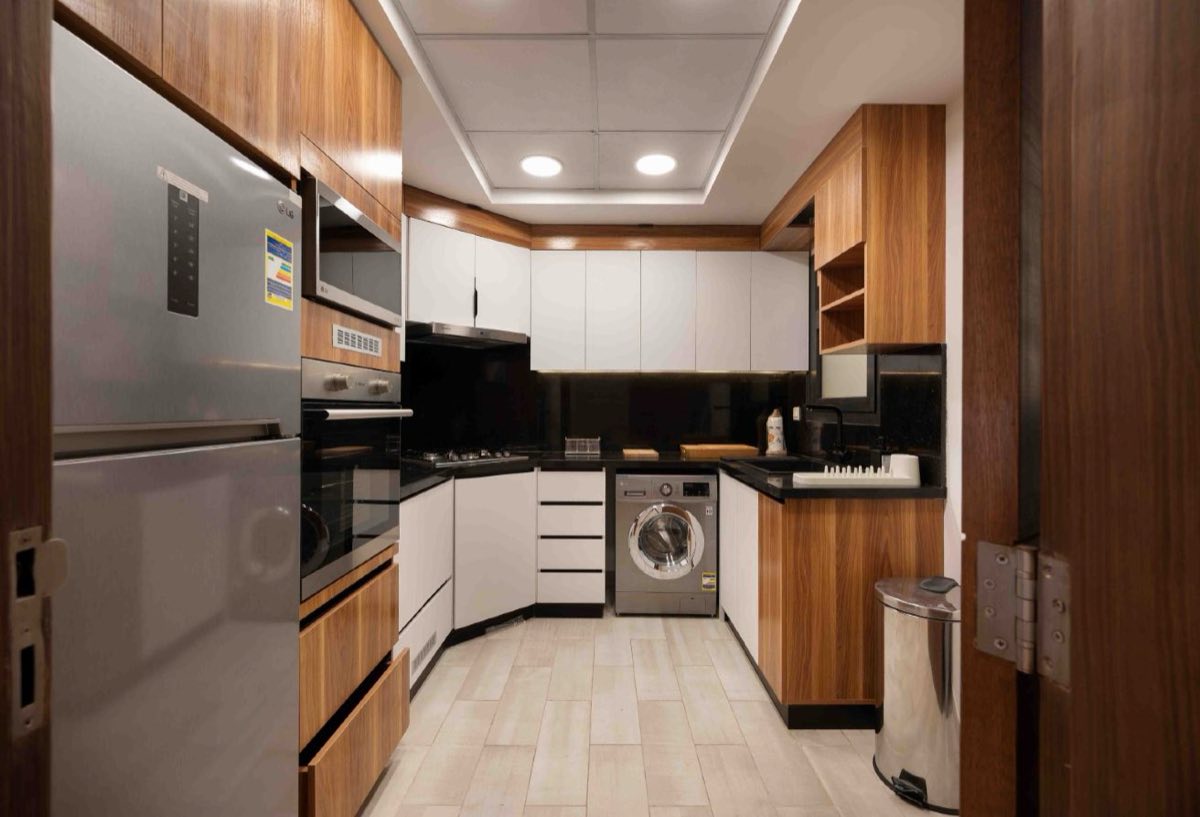 Photo 7 of 8 — Prime Location | Ready to Move | CFC