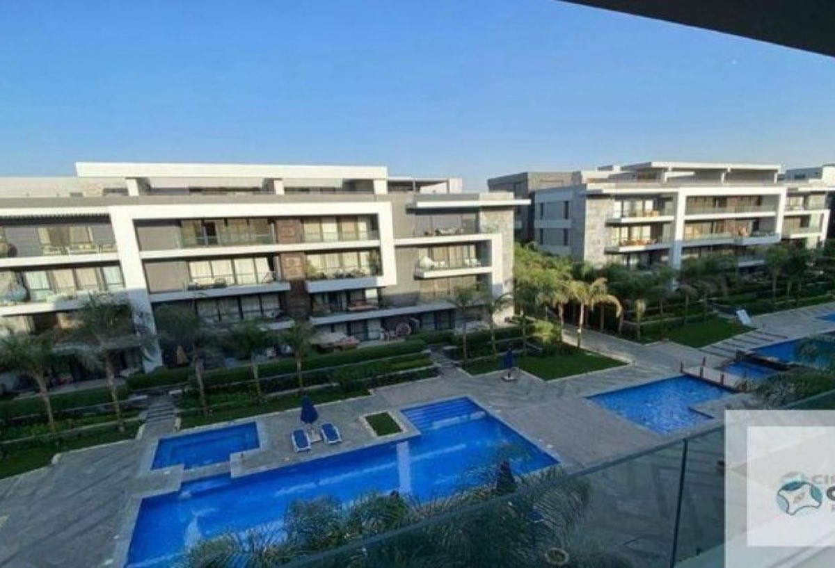 Photo 3 of 8 — Luxury Duplex Penthouse | Pool View | Furnished