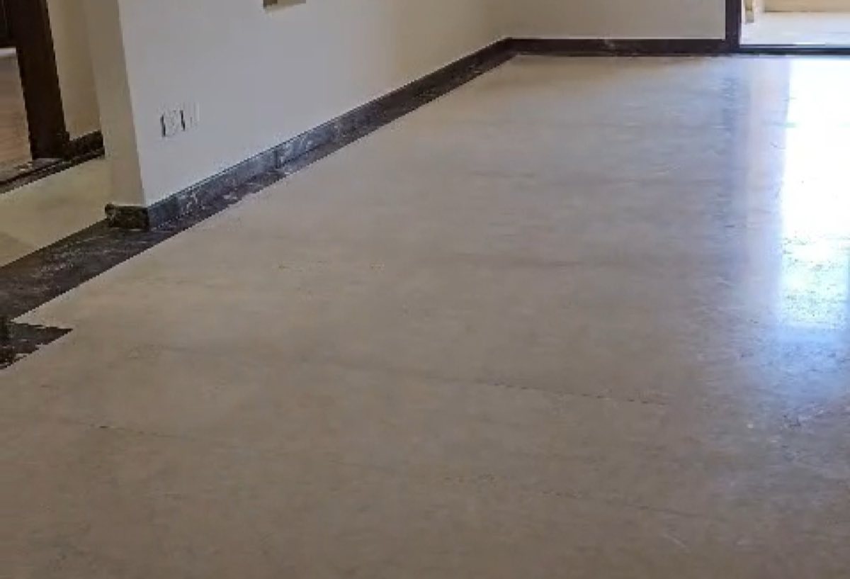 Photo 2 of 8 — Kitchen & ACs | Prime Location | Great Value