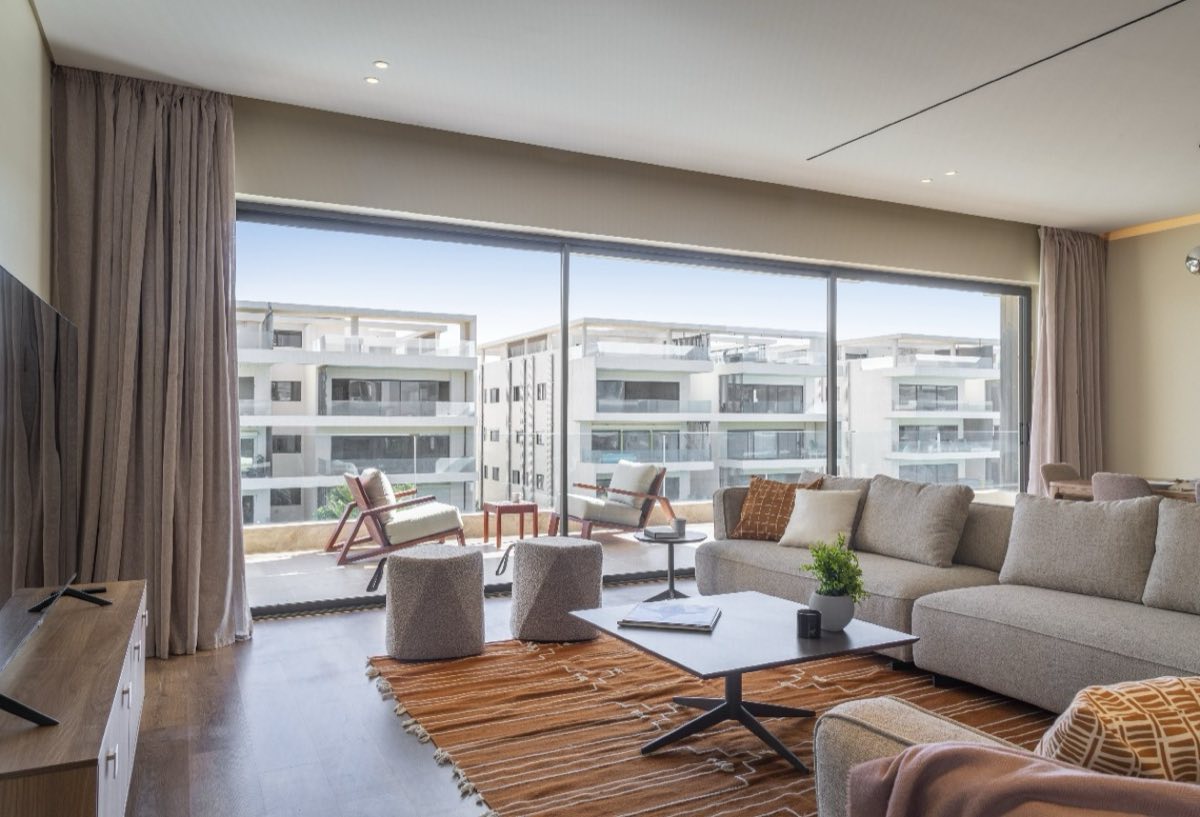 Photo 2 of 8 — Private Pool | Penthouse | Available Aug 1