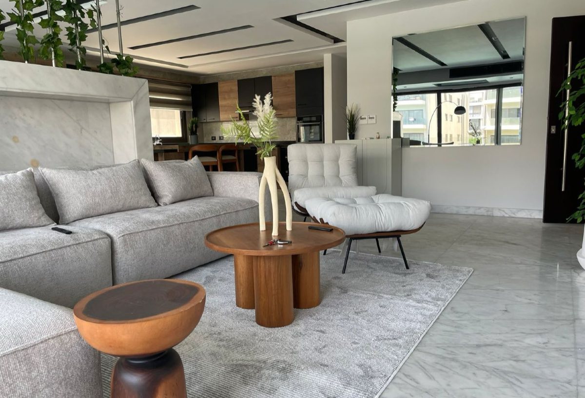 Photo 2 of 8 — Spacious Layout | Annual Contract