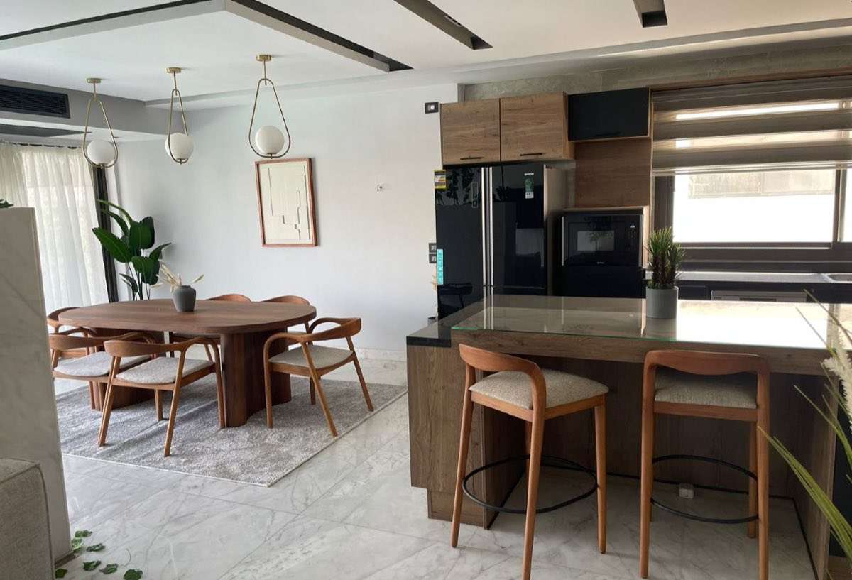 Photo 6 of 8 — Spacious Layout | Annual Contract