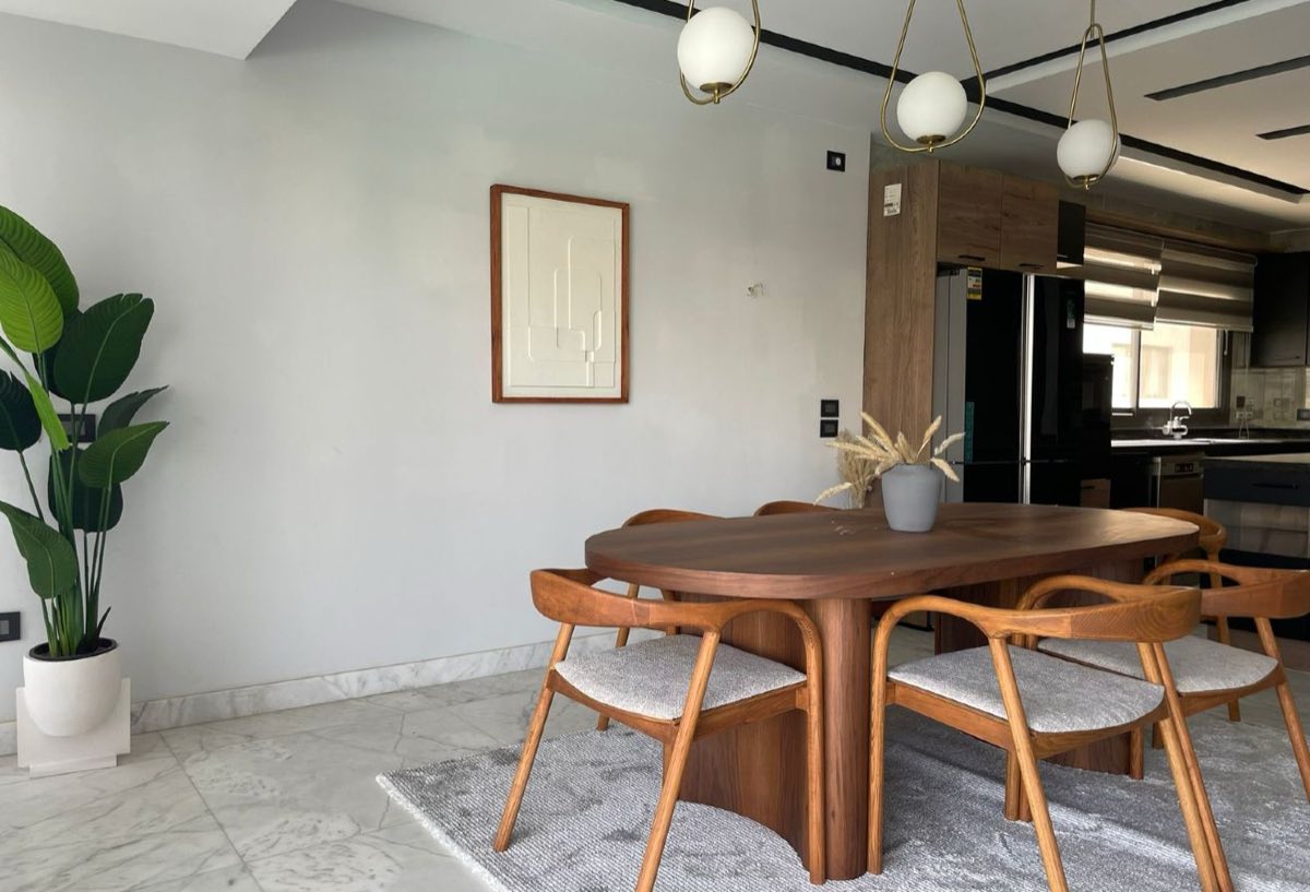 Photo 7 of 8 — Spacious Layout | Annual Contract