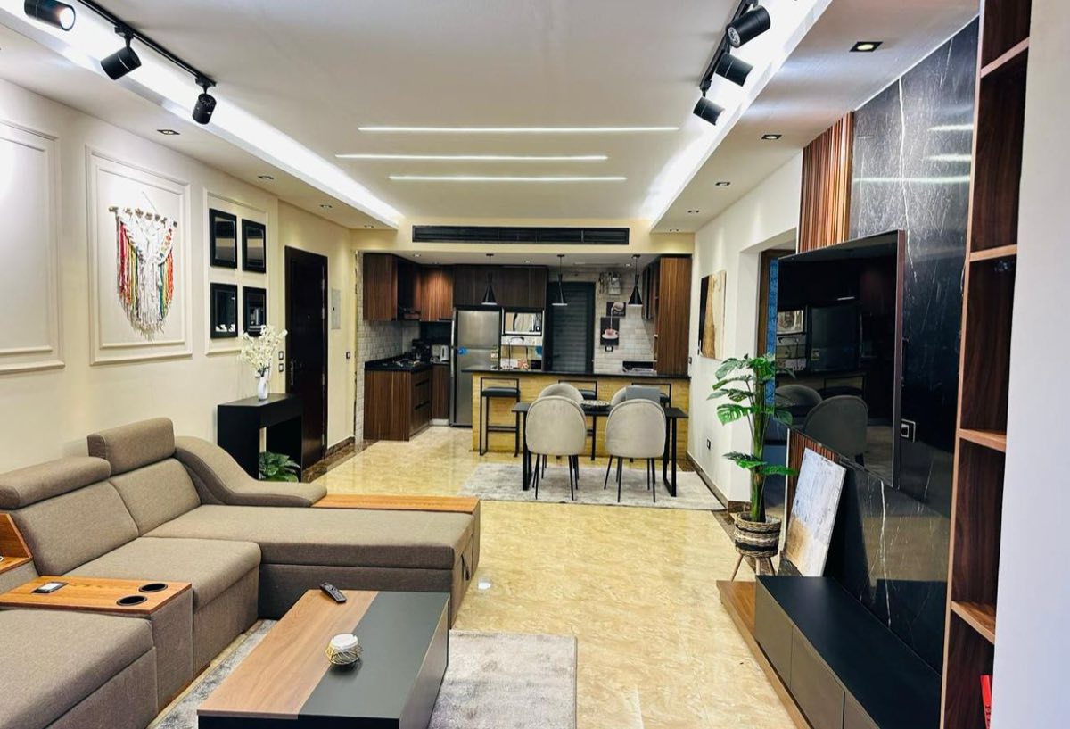 Photo 2 of 8 — Private Garden | Ground Floor | Annual Contract