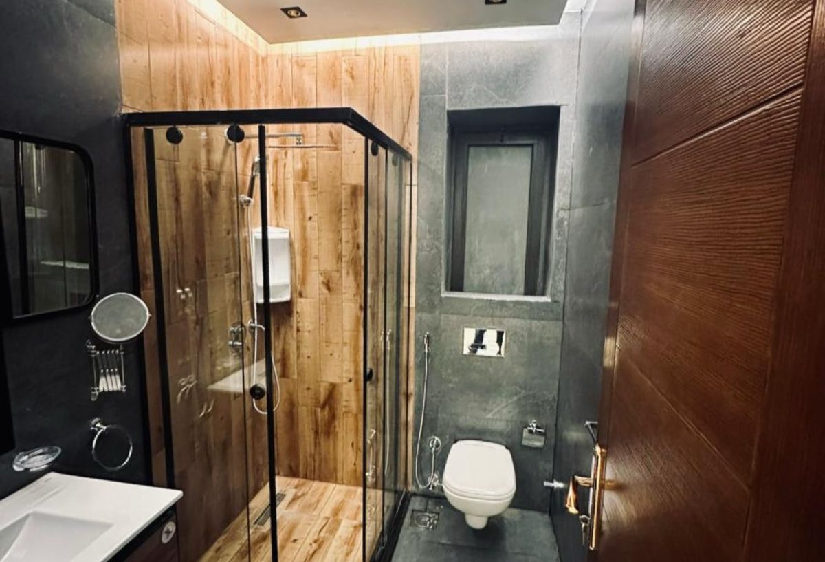 Photo 8 of 8 — Private Garden | Ground Floor | Annual Contract