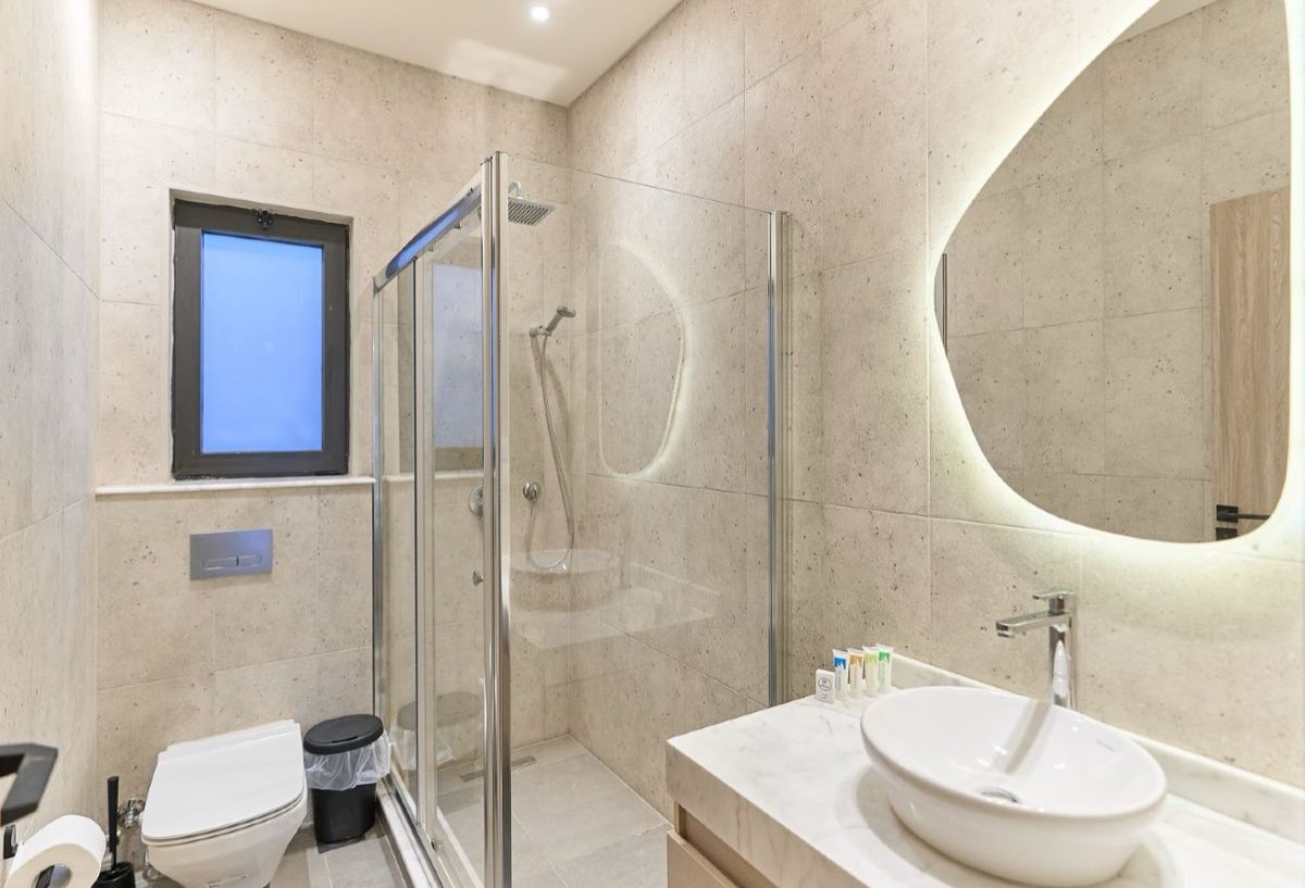 Photo 8 of 8 — Large Pool & Terrace | Luxury Penthouse