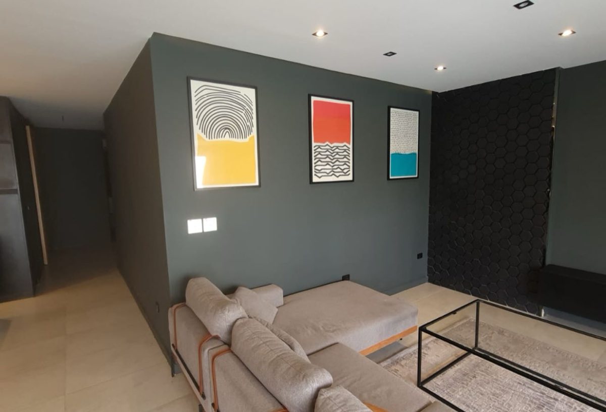 Photo 2 of 8 — Ultra Super Lux | Furnished | 2 Parking Slots