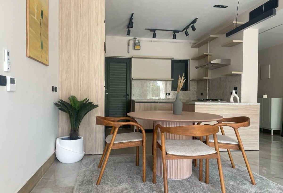 Photo 3 of 8 — First Floor | Annual Lease | Available 8 Aug