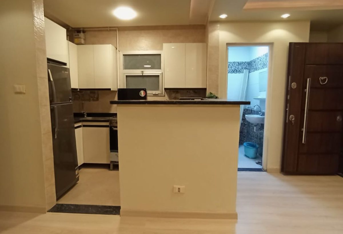 Photo 5 of 8 — Open View | Fifth Floor | Prime Location