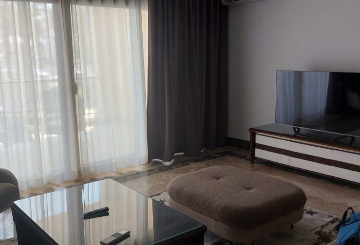 Photo 3 of 8 — Ultra Super Lux | Spacious Layout | 1st Floor