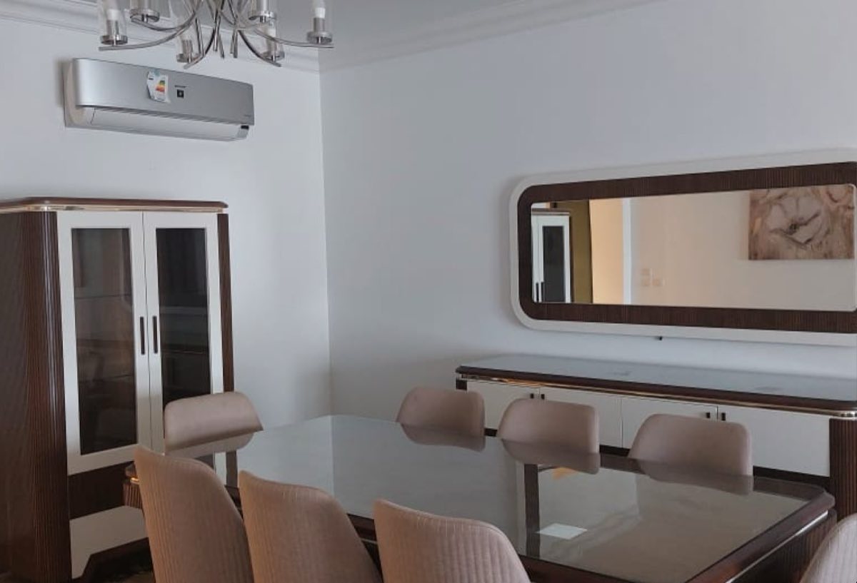 Photo 4 of 8 — Ultra Super Lux | Spacious Layout | 1st Floor