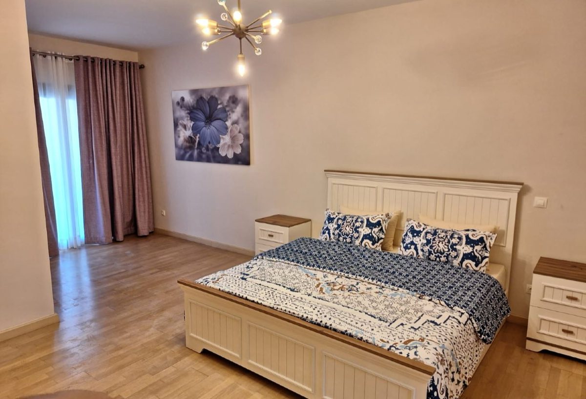Photo 5 of 8 — Ultra Super Lux | Spacious Layout | 1st Floor