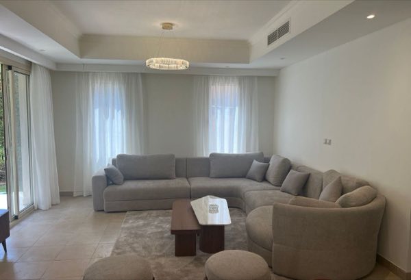 Standalone | Spacious Garden