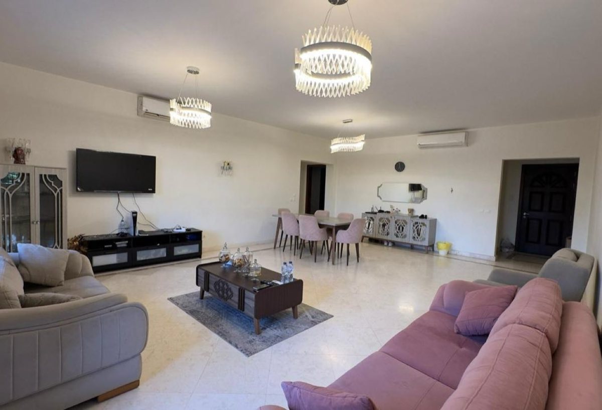 Photo 2 of 8 — First Use | Master Suite | Grand Reception