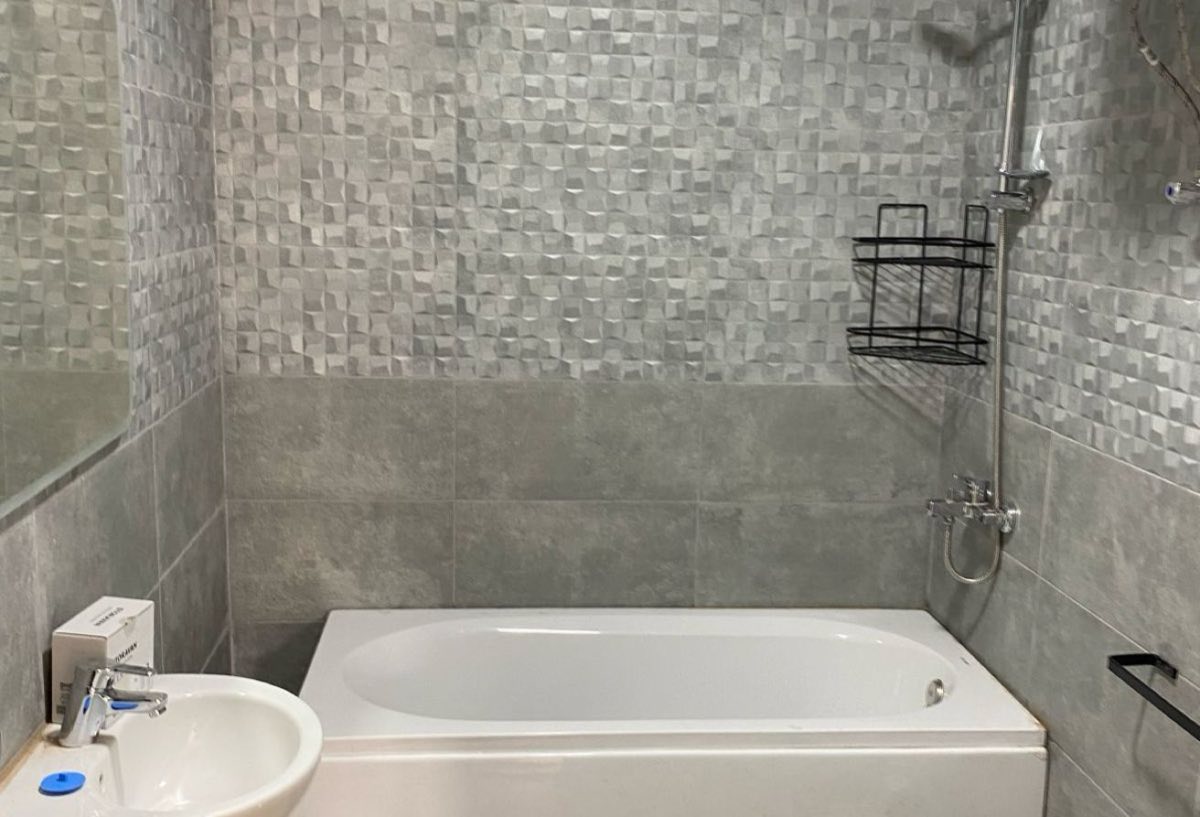 Photo 5 of 8 — Furnished 3BR Apartment with Landmark View