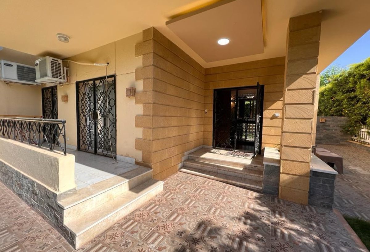 Photo 5 of 8 — First-Use 4-Bedroom Villa for Rent in Al Rehab