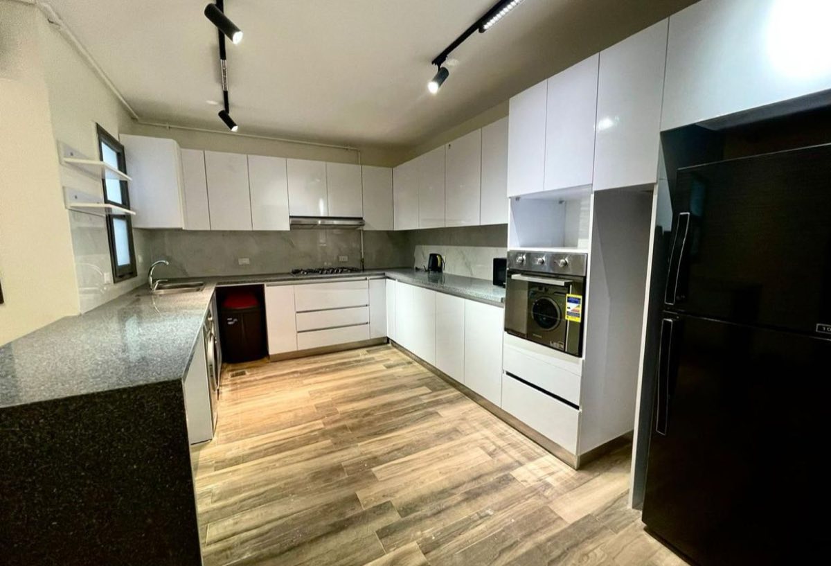 Photo 3 of 8 — Fully Furnished | Spacious Duplex | Eastown