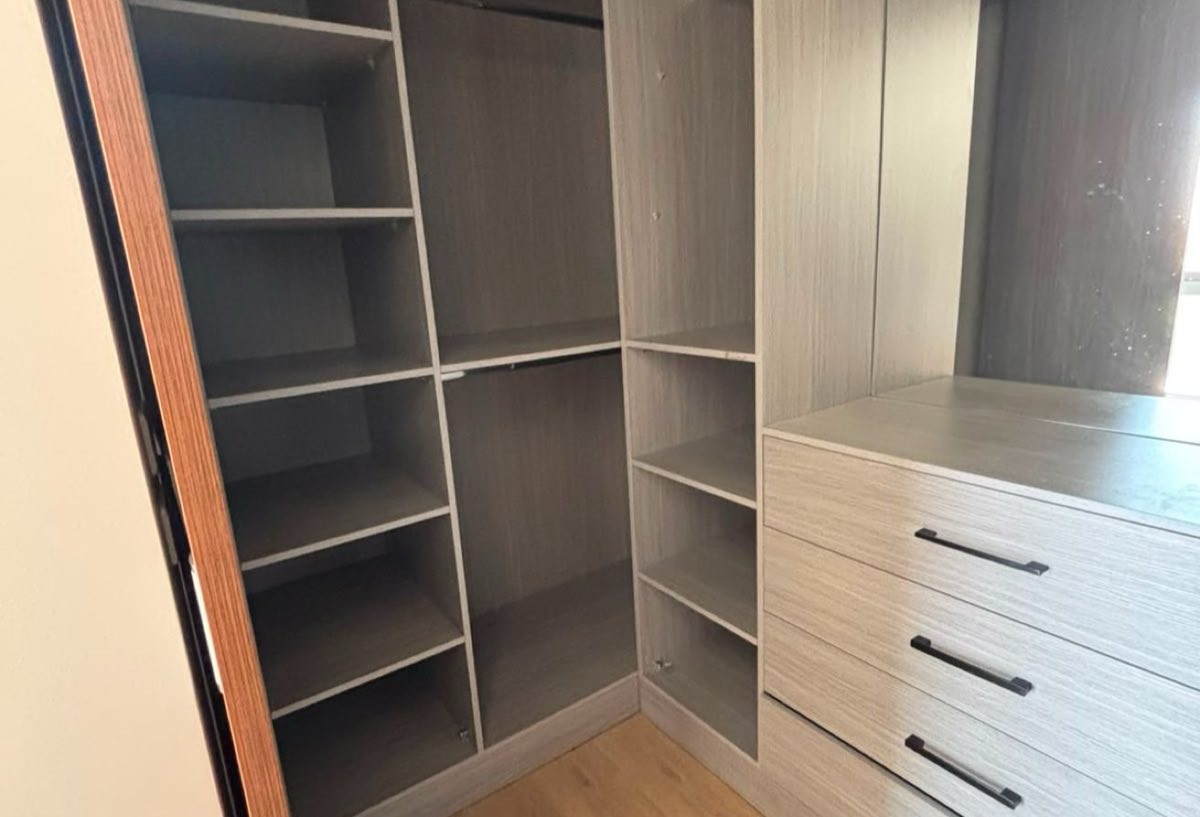Photo 6 of 8 — Kitchen & ACs | Prime Location | Great Value