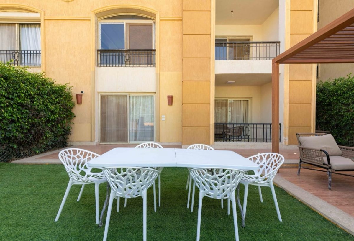 Photo 5 of 8 — Private Garden | Hotel Furnished | Ground Floor