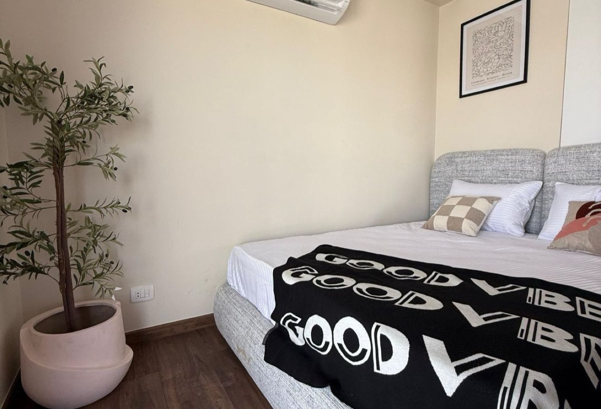 Photo 8 of 8 — Sky Condos | 200 sqm Terrace | V Residence