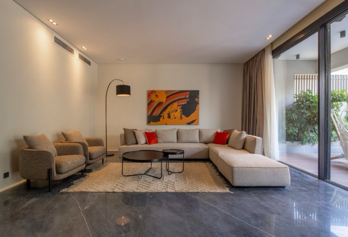 Photo 1 of 8 — Private Garden | Hotel Furnished | Ground Floor
