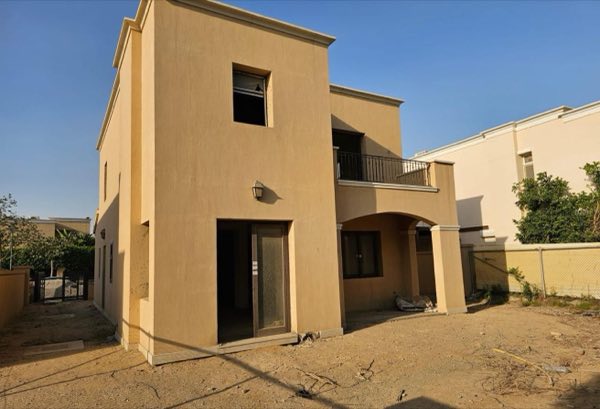 Prime Location | Open Landscape View | Half Finish